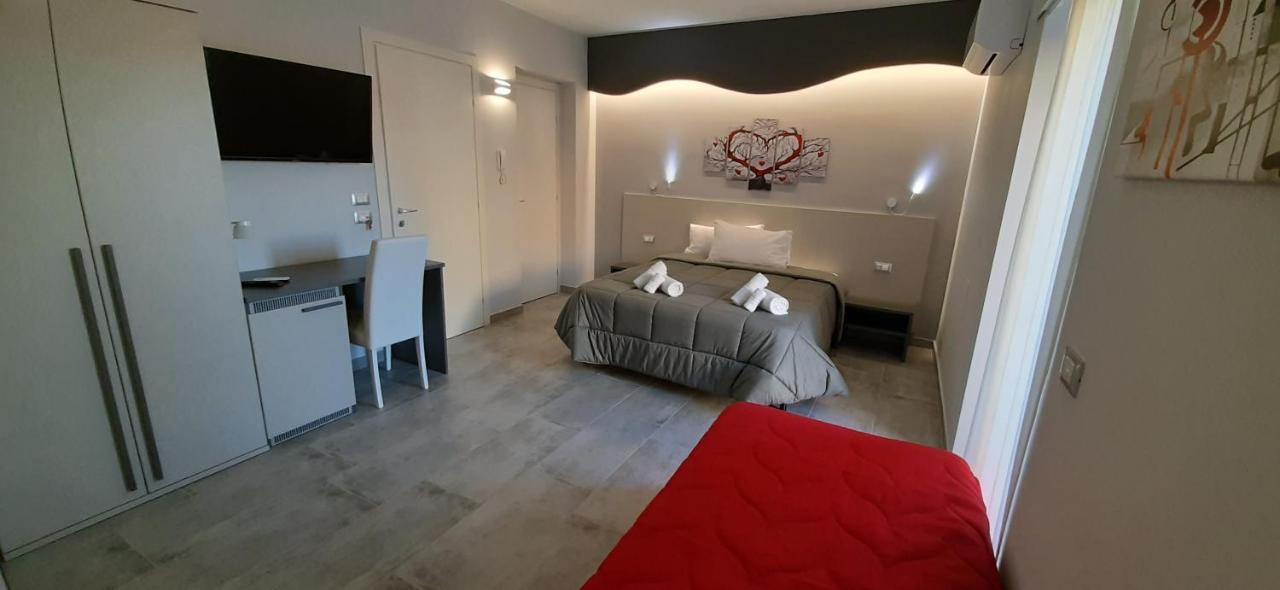 Donjon Suite Centro Storico Castelbuono  Exterior foto