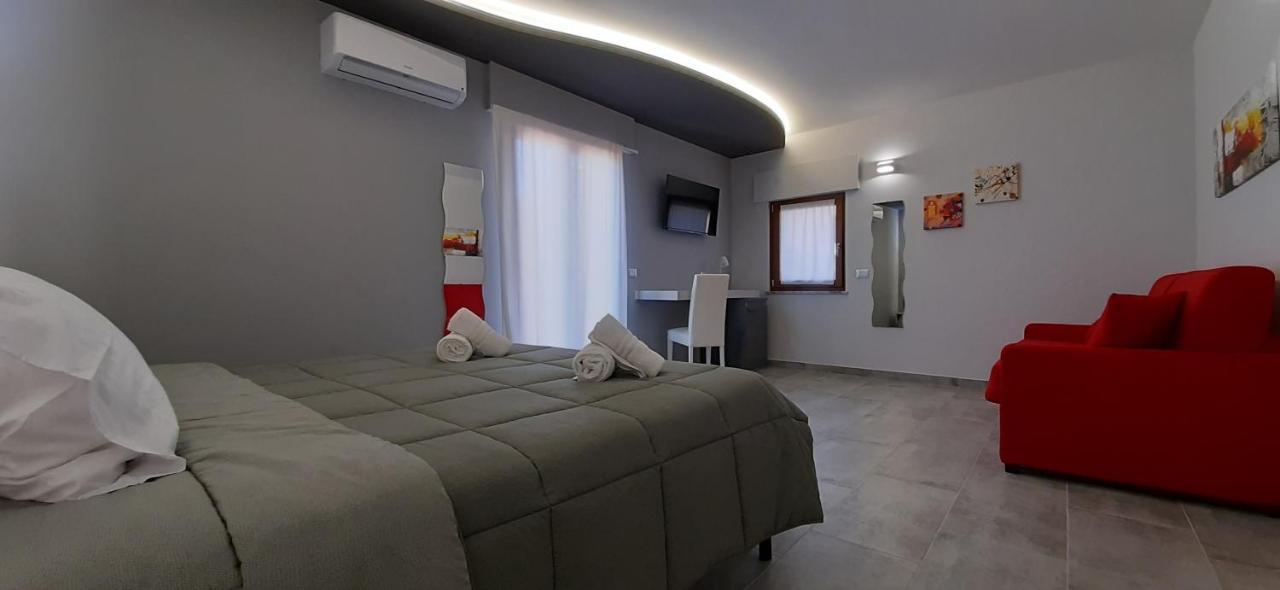 Donjon Suite Centro Storico Castelbuono  Exterior foto